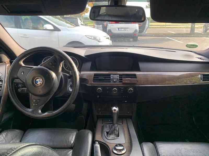 BMW Řada 5 3,0   535d Touring 200kW – automat - foto 8