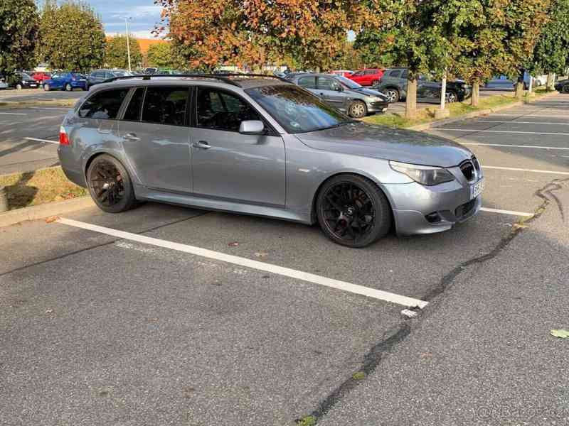 BMW Řada 5 3,0   535d Touring 200kW – automat - foto 3