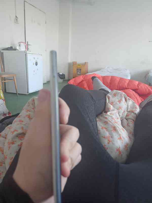 Samsung a50 ve stavu B cena 1000kč - foto 8