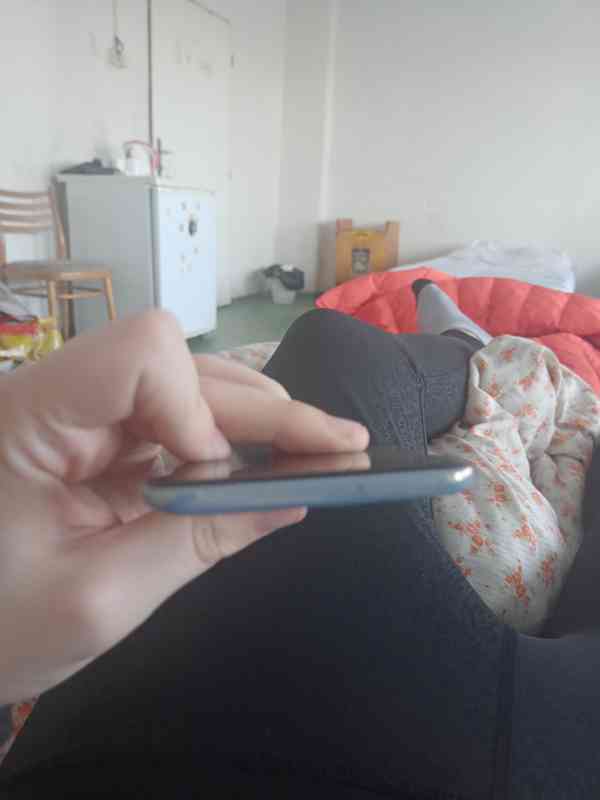 Samsung a50 ve stavu B cena 1000kč - foto 10