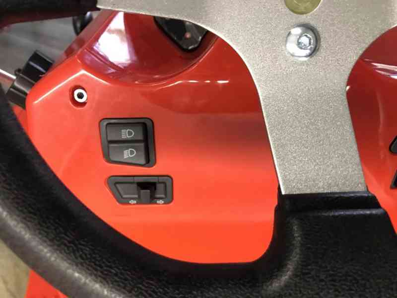 Dětský traktor 110ccm, s vozíkem - foto 8
