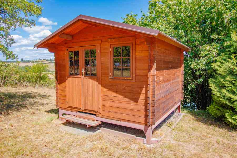 Rovinatý pozemek s možností výstavby v Sušici - foto 6