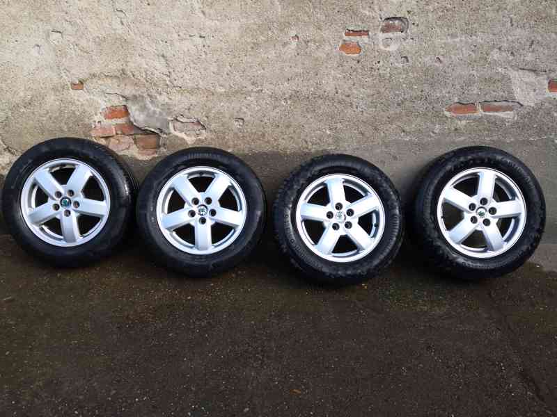 Originální hliníková kola 6Jx15" ET38 na Škoda Octavia I (1) - foto 6