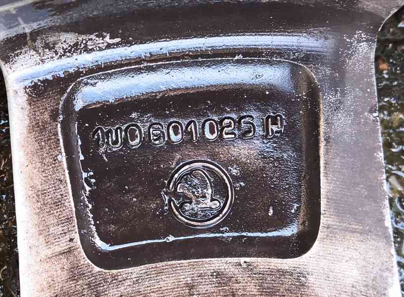 Originální hliníková kola 6Jx15" ET38 na Škoda Octavia I (1) - foto 2