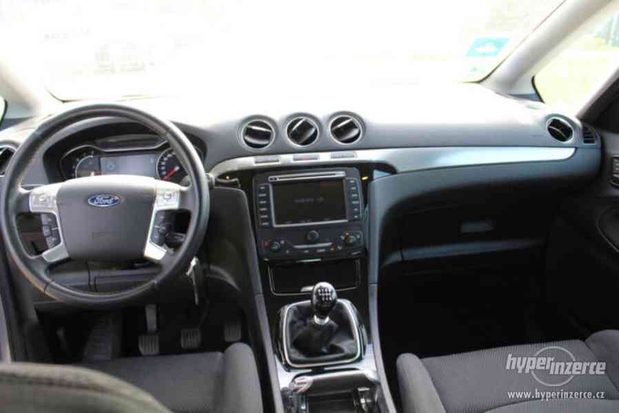 Ford S-MAX Titanium Navi 1,6i benzín 118kw - foto 5