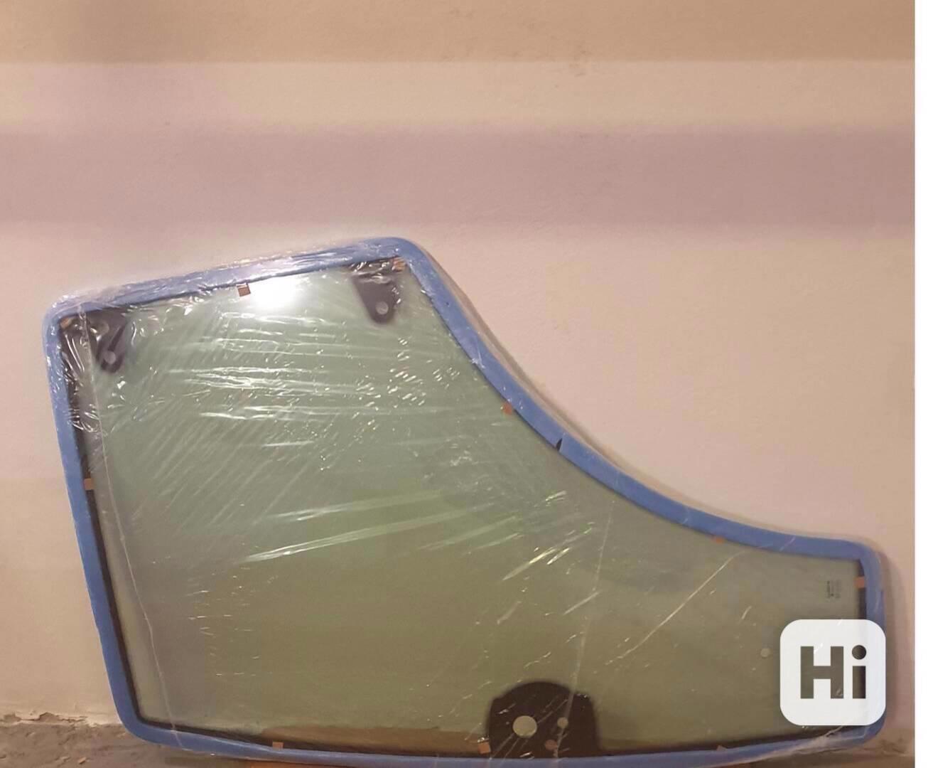 skla sklo okno pre traktory a iné stroje - foto 1