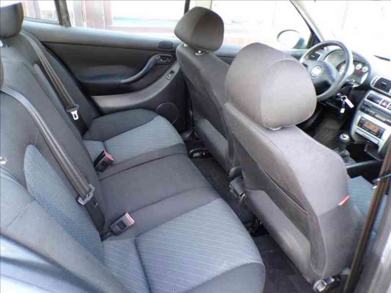 Seat Leon 1,6 MPI DIGI.KLIMA - foto 11