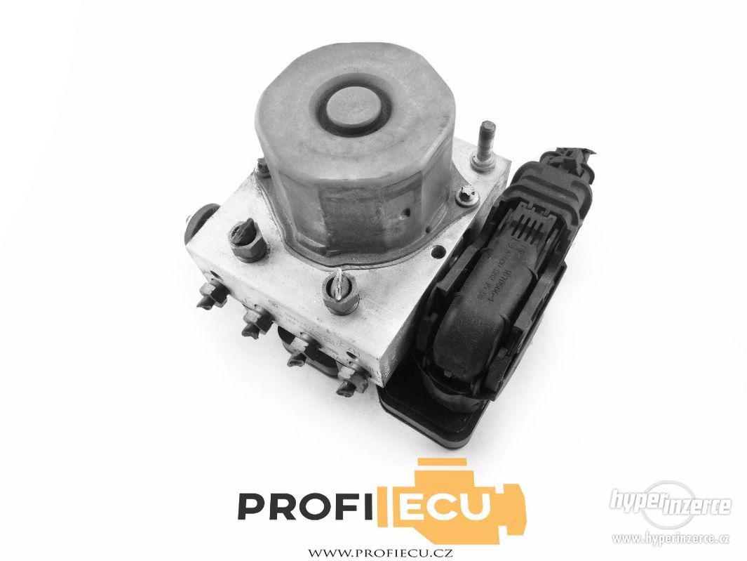 SVÍTÍ KONTROLKA ABS ESP - foto 1