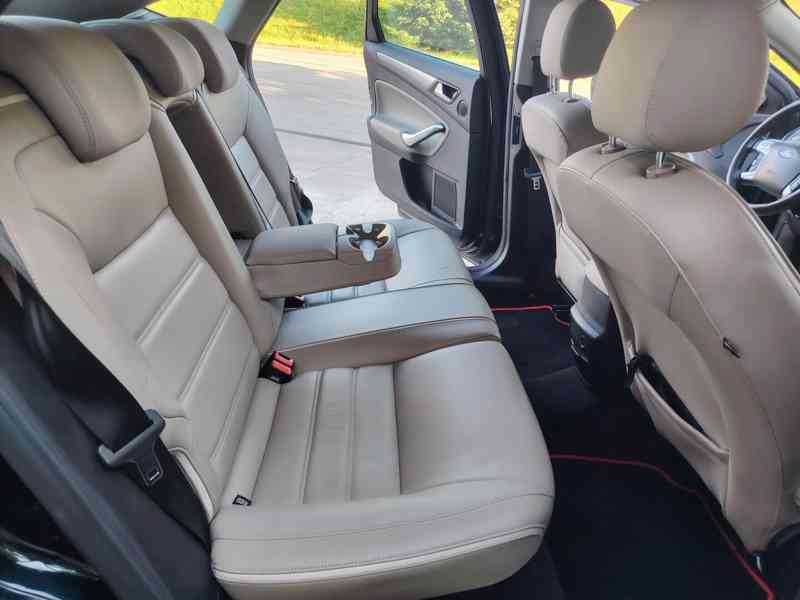 Ford mondeo mk4 2.0 benzín ecoboost 176kw - foto 16