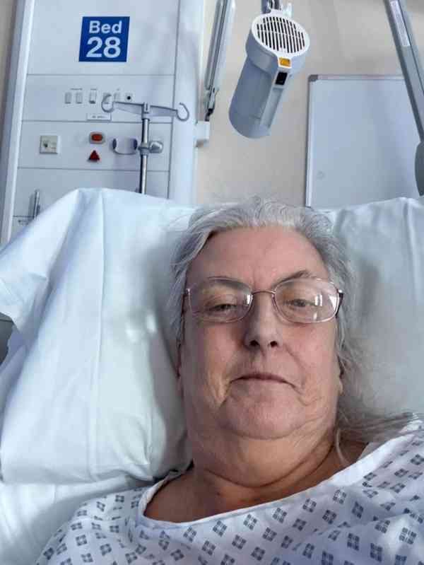 HLEDÁM POCTIVÉHO ČLOVĚKA, KTERÝ BY DAROVAL PENĚZY