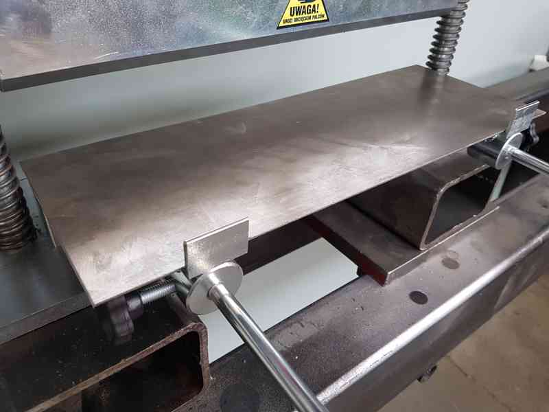 OHRAŇOVACÍ STROJ – NÁSTROJ PRO HYDRAULICKÝ LIS 440 mm  - foto 5