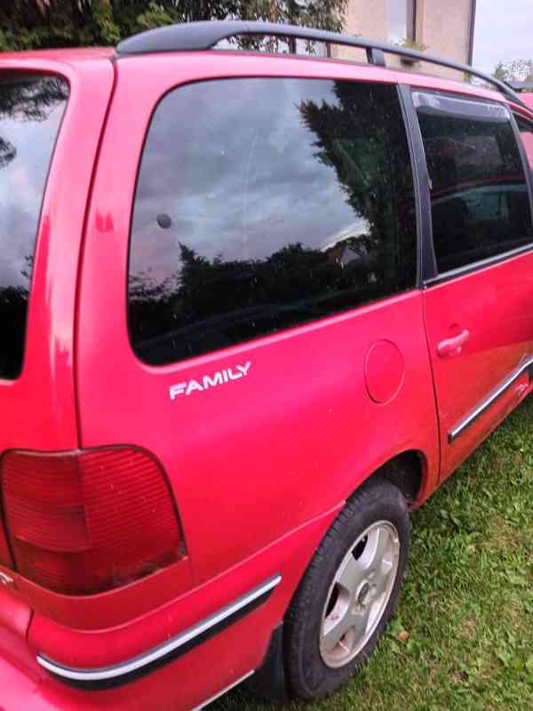 Osobní automobil Volkswagen Sharan 1.9 TDI - foto 12