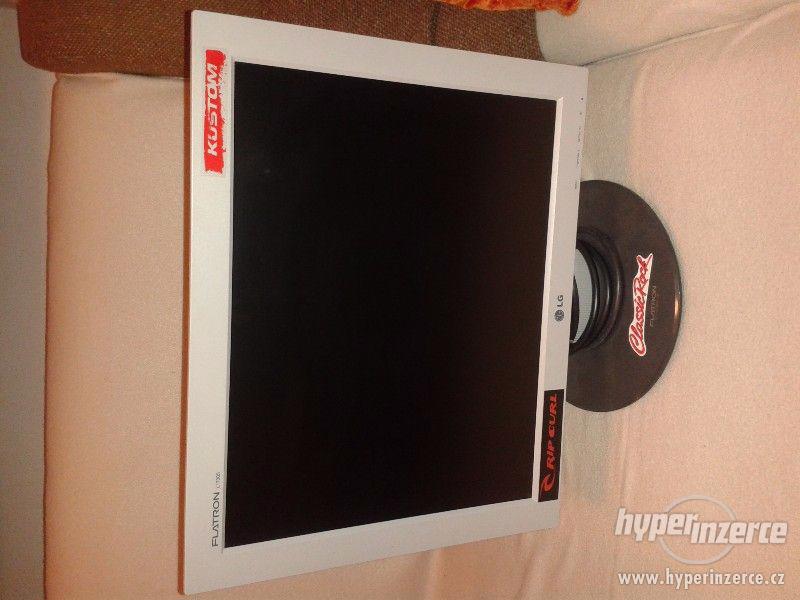 Prodám LCD monitor LG 4:3 17'' - foto 1