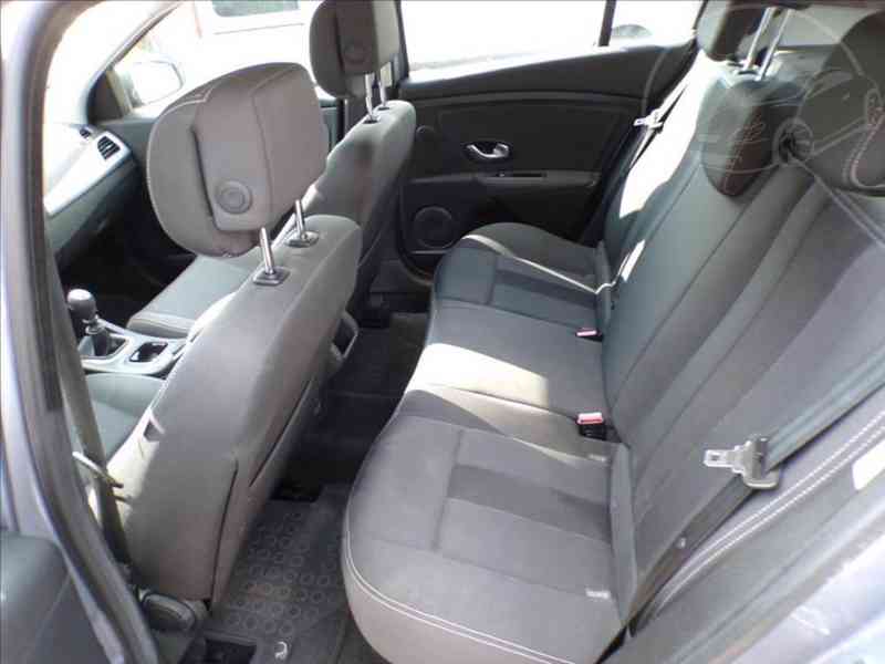 Renault Megane 1,4 TCE 130 TEMPOMAT - foto 9