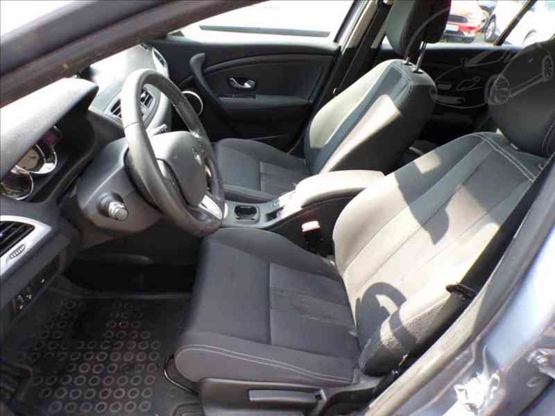Renault Megane 1,4 TCE 130 TEMPOMAT - foto 8