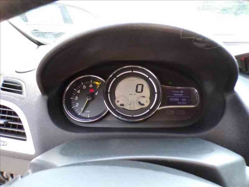 Renault Megane 1,4 TCE 130 TEMPOMAT - foto 6