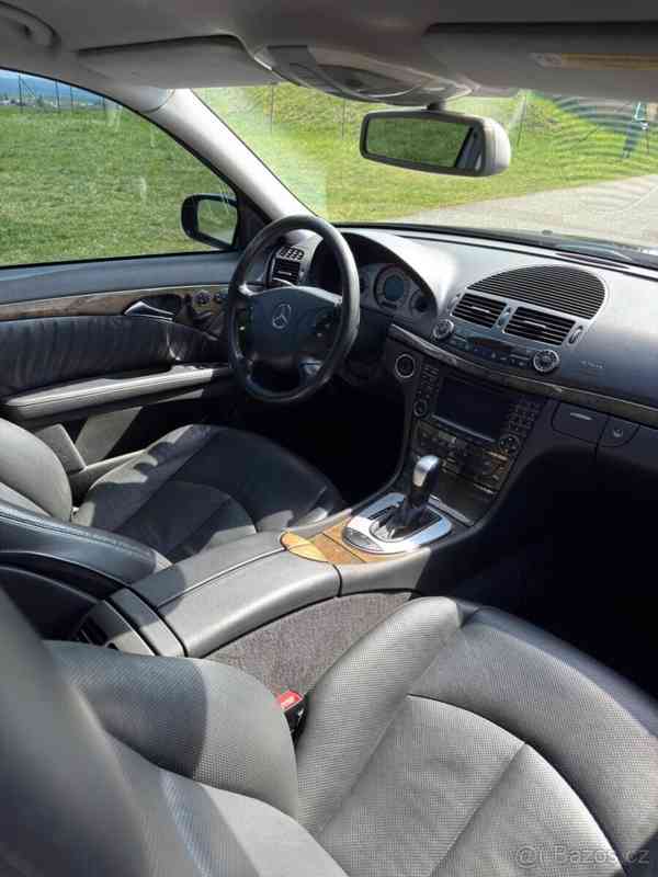 Mercedes-Benz Třídy E W211 E500 - foto 12
