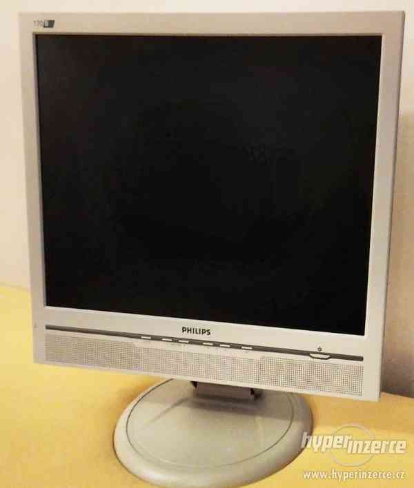 17" LCD monitor Philips s 2x 2W repro + DÁREK!!! - foto 3