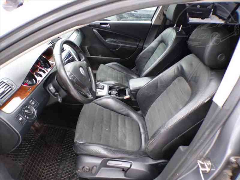 Volkswagen Passat 2,0 TDI DSG - foto 8