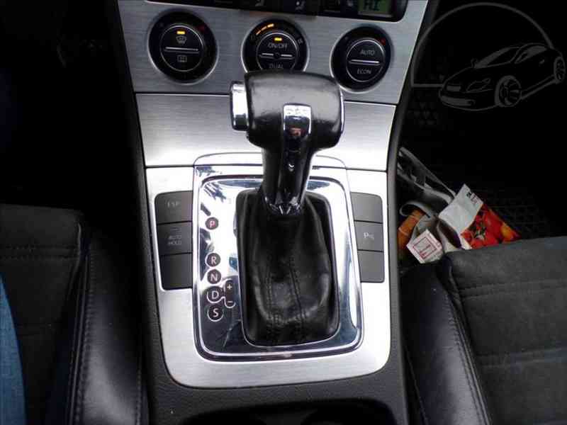 Volkswagen Passat 2,0 TDI DSG - foto 7