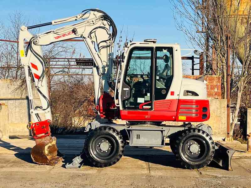 Kolové rypadlo Takeuchi TB295W (Možnost leasingu) - foto 2
