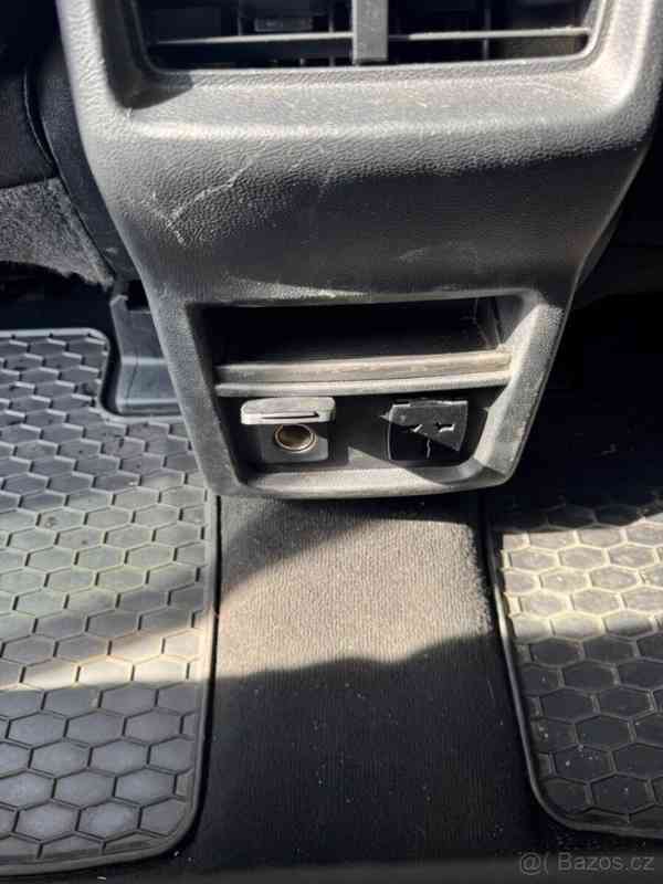 Ford S-MAX 2,0   TDCi - automat - foto 12