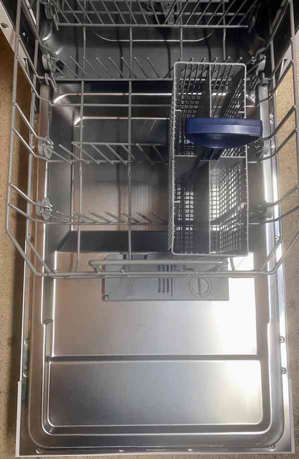 Myčka na nádobí  - foto 7