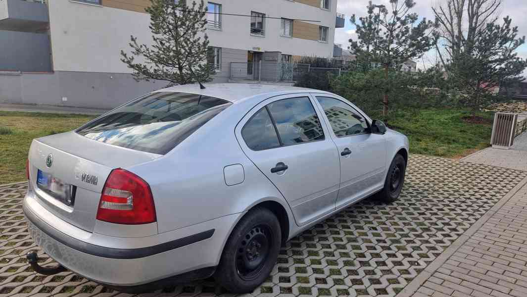 Škoda Octavia II r.v. 2012 - foto 2