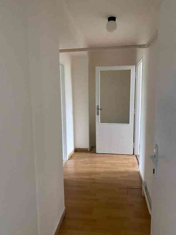 Pronájem bytu 2+1 a zahrady 207m2 - foto 5