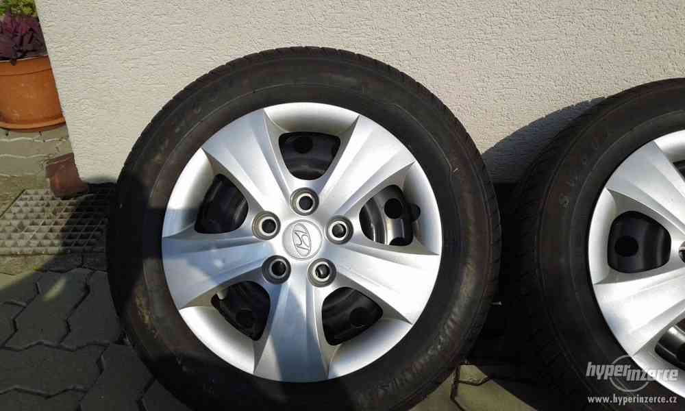 Zimní pneu včetně disků - foto 1