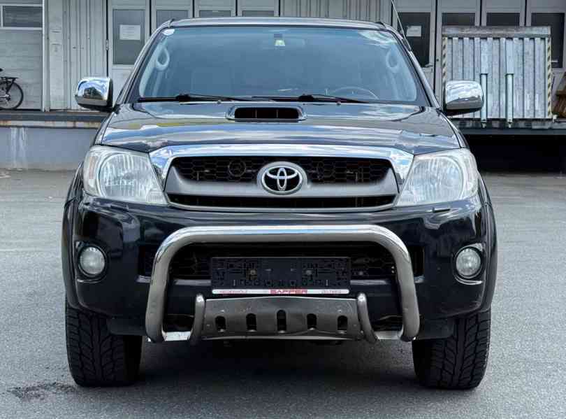 Toyota Hilux Double Cab 3.0D4D  Aut. 126kw - foto 4