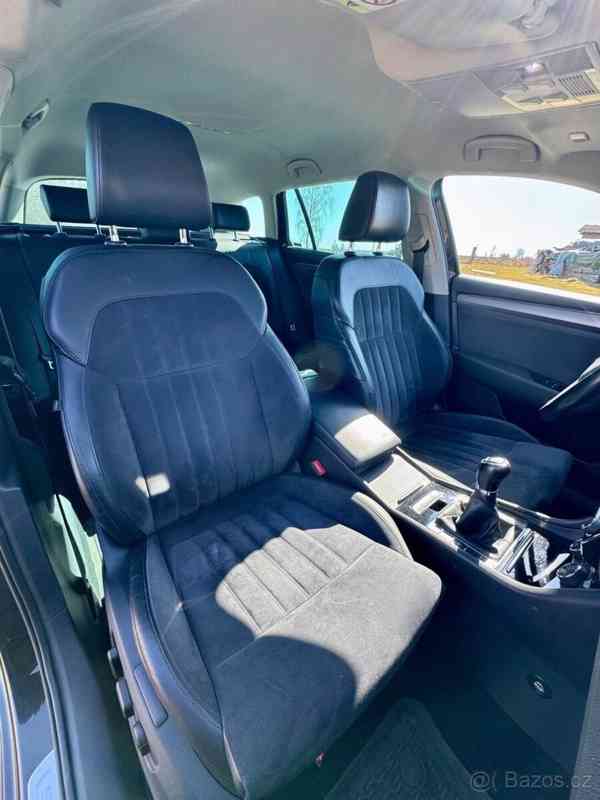 Škoda Superb 2,0   III Combi 4x4 - foto 13