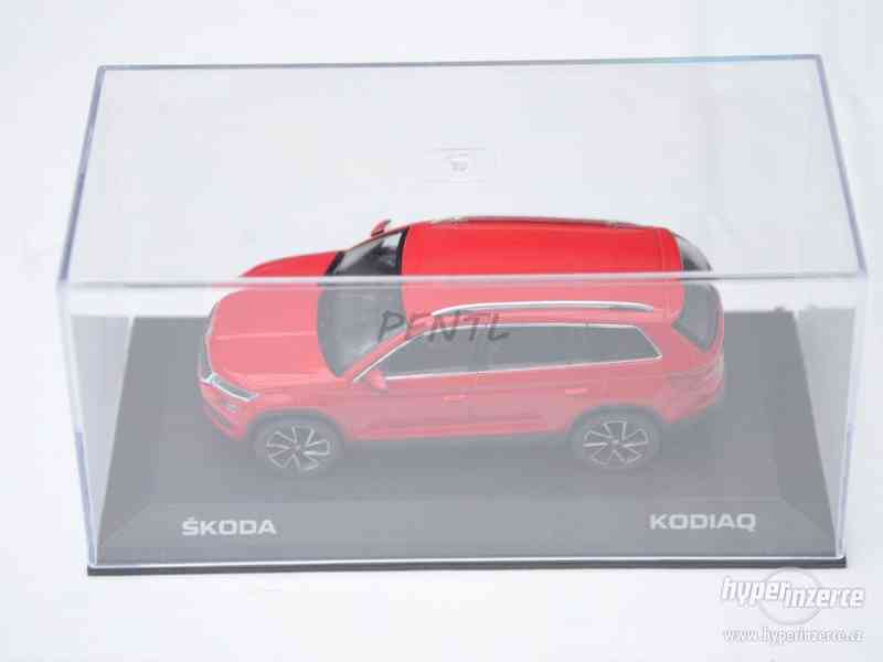 Model 1:43 Škoda Kodiaq červený ( Red Velvet ) NOREV - foto 5