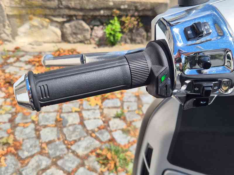 Vespa GTS 300 SuperTech EURO 5 - foto 7