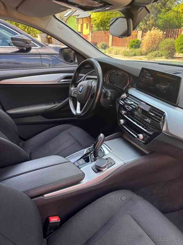BMW Řada 5 2,5 170 kW (231 PS) - foto 12