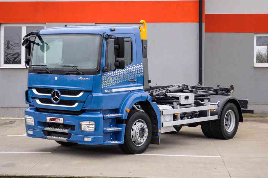 MERCEDES AXOR 1824 - 18T HÁKOVÝ NOSIČ KONTEJNERŮ EU5 - foto 3