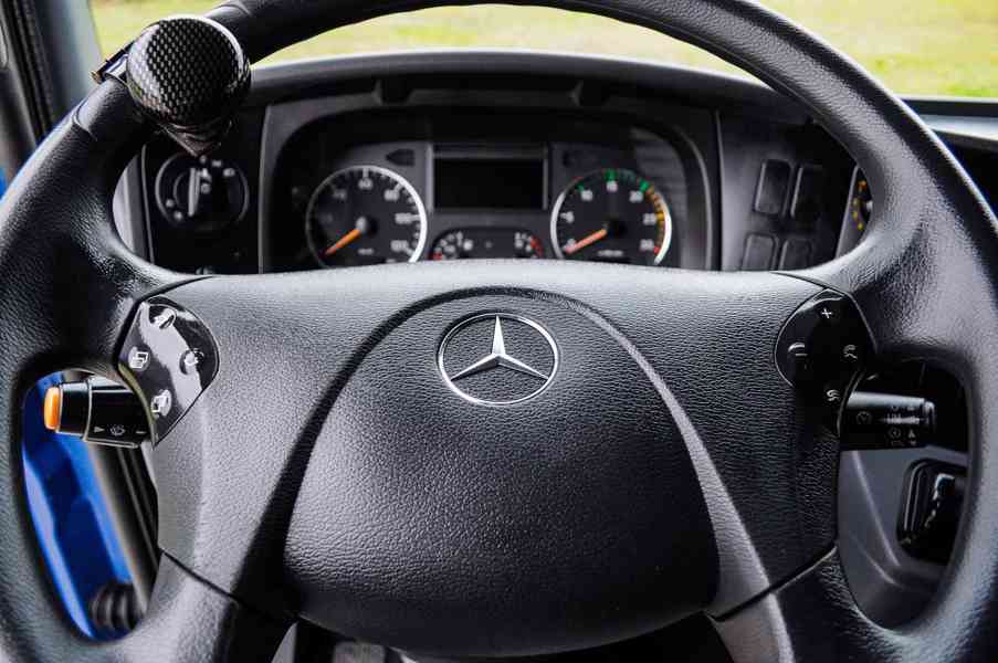 MERCEDES AXOR 1824 - 18T HÁKOVÝ NOSIČ KONTEJNERŮ EU5 - foto 47