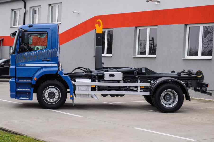 MERCEDES AXOR 1824 - 18T HÁKOVÝ NOSIČ KONTEJNERŮ EU5 - foto 4