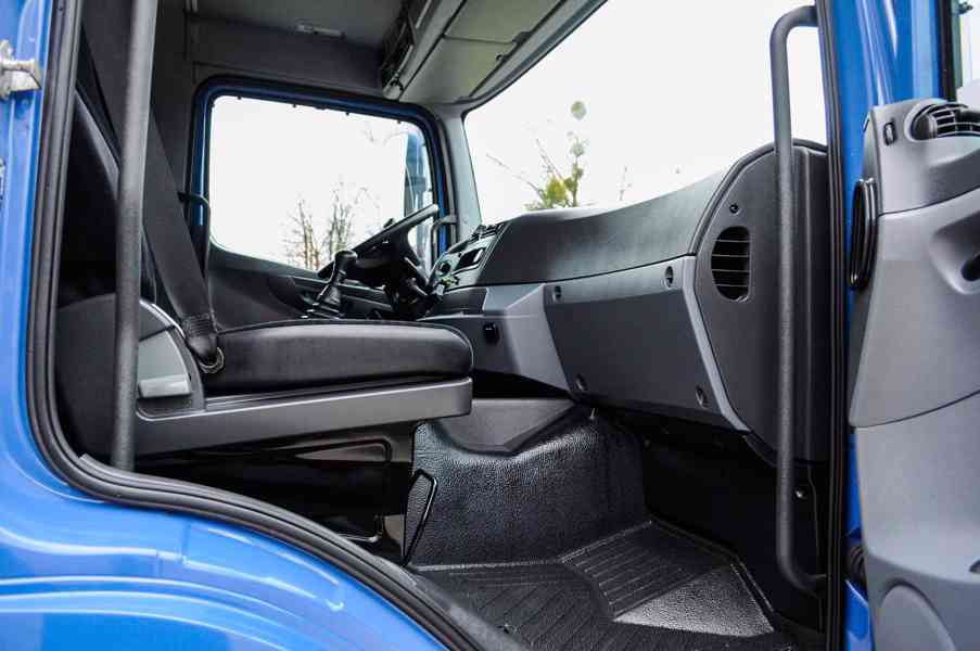 MERCEDES AXOR 1824 - 18T HÁKOVÝ NOSIČ KONTEJNERŮ EU5 - foto 34