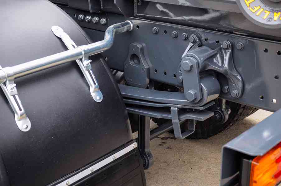 MERCEDES AXOR 1824 - 18T HÁKOVÝ NOSIČ KONTEJNERŮ EU5 - foto 84