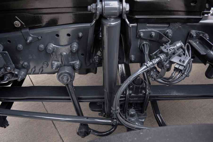 MERCEDES AXOR 1824 - 18T HÁKOVÝ NOSIČ KONTEJNERŮ EU5 - foto 79