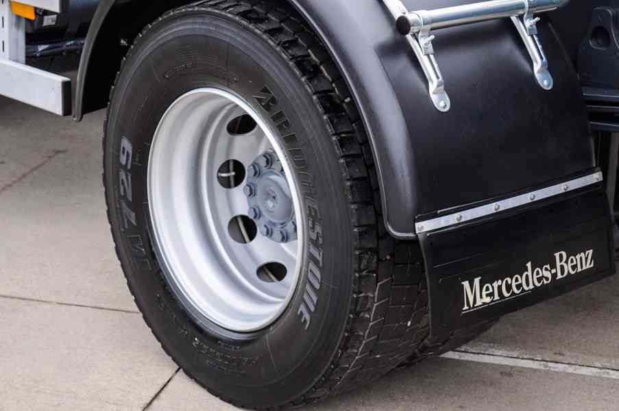 MERCEDES AXOR 1824 - 18T HÁKOVÝ NOSIČ KONTEJNERŮ EU5 - foto 18