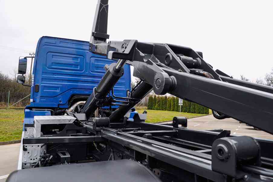 MERCEDES AXOR 1824 - 18T HÁKOVÝ NOSIČ KONTEJNERŮ EU5 - foto 58