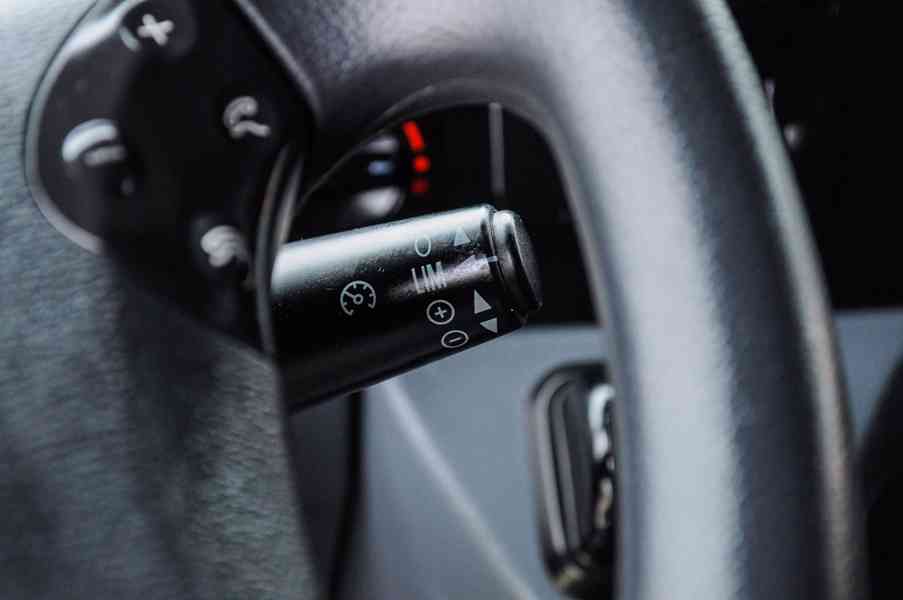 MERCEDES AXOR 1824 - 18T HÁKOVÝ NOSIČ KONTEJNERŮ EU5 - foto 49