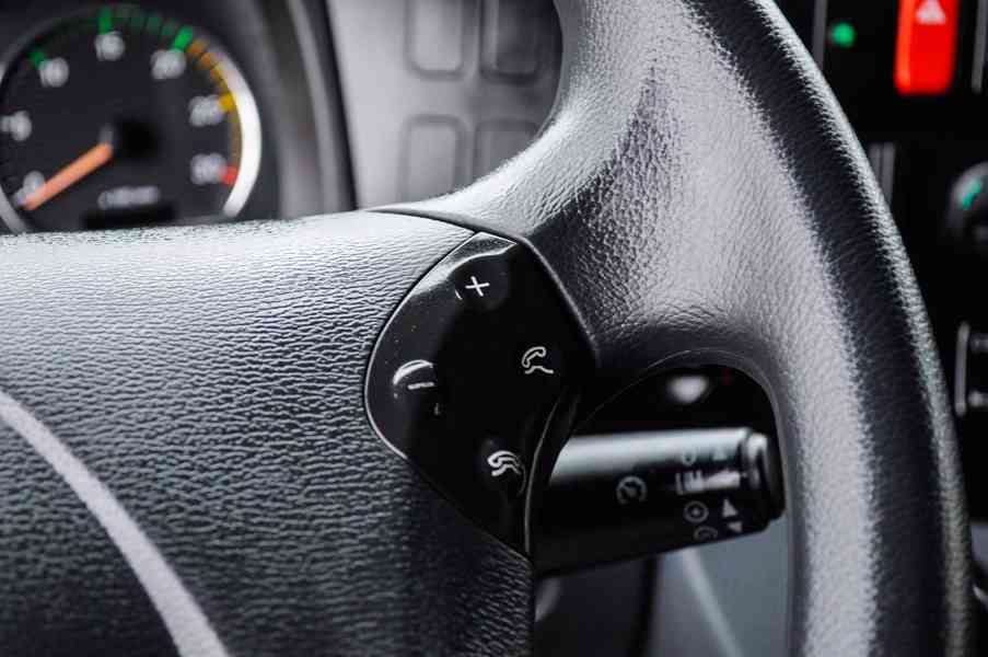 MERCEDES AXOR 1824 - 18T HÁKOVÝ NOSIČ KONTEJNERŮ EU5 - foto 48