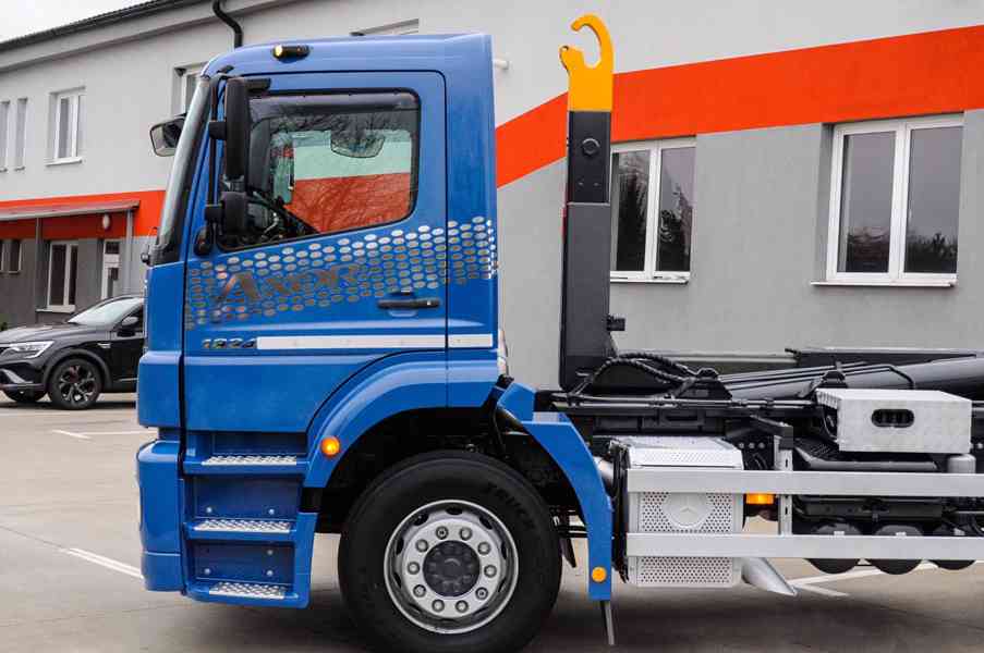 MERCEDES AXOR 1824 - 18T HÁKOVÝ NOSIČ KONTEJNERŮ EU5 - foto 53