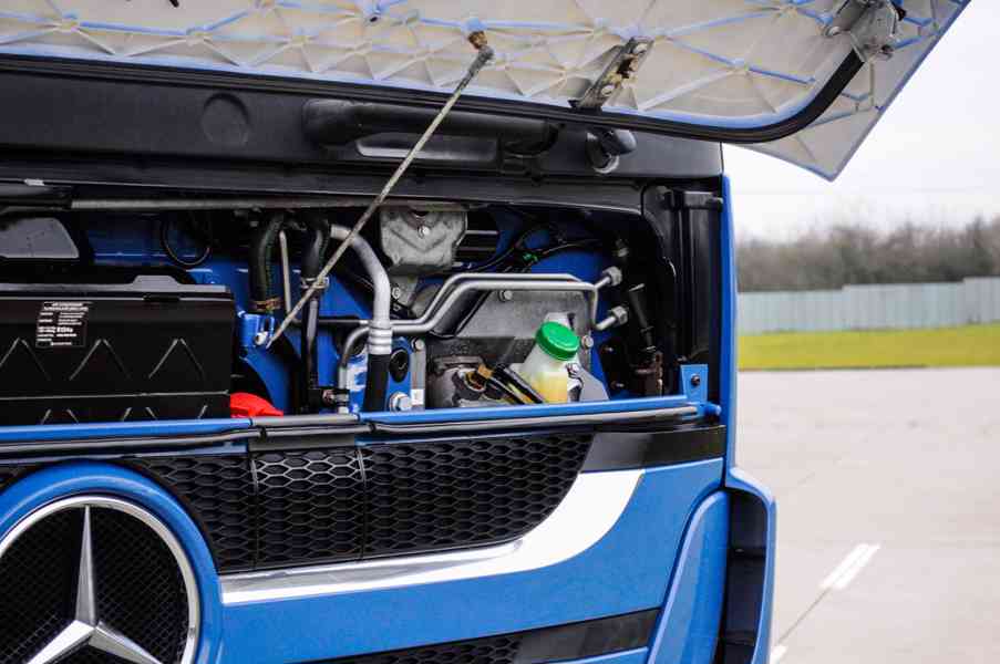 MERCEDES AXOR 1824 - 18T HÁKOVÝ NOSIČ KONTEJNERŮ EU5 - foto 32