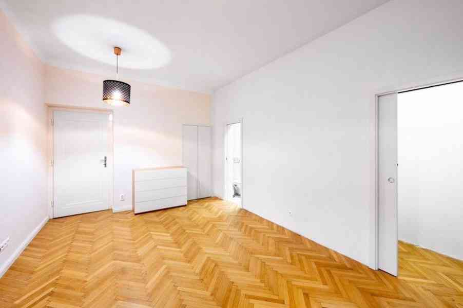 Pronájem krásného, vybaveného bytu 3kk (113m2) s šatnou, s původními prvky, Praha - Malvazinky - foto 7