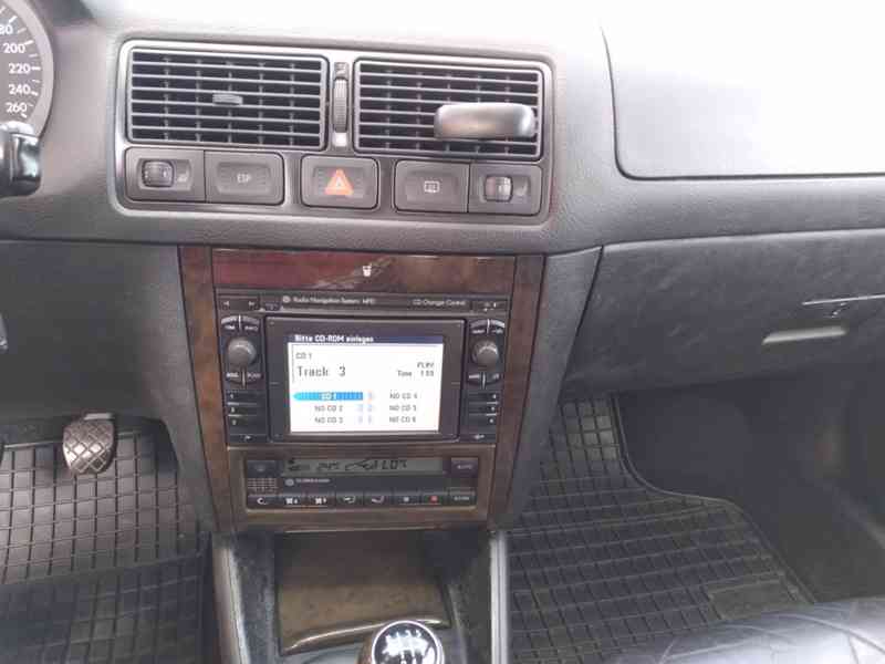 VOLŮKSWAGEN GOLF 1.9 GTI TDI EXCLUSIVE - foto 23