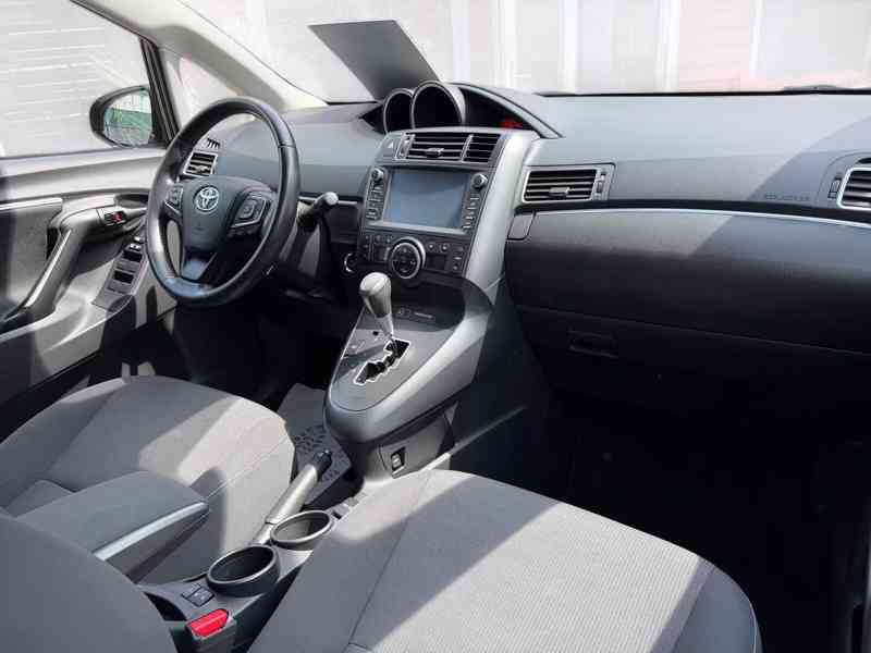 Toyota Verso 1,8i Aut. Life Limited Edition benzín 108kw - foto 2